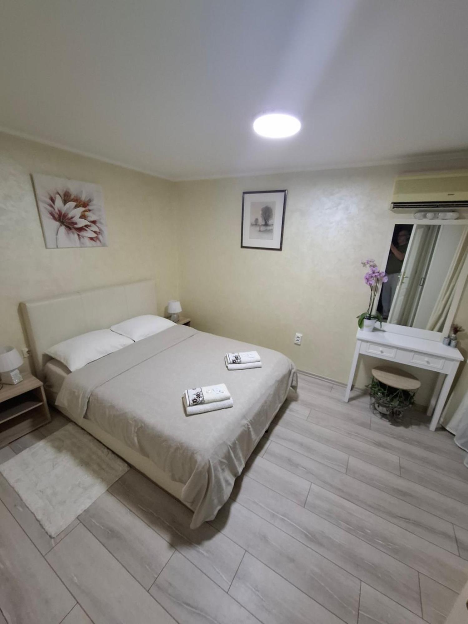 Apartment Sleep'N Drive Belgrad Zimmer foto