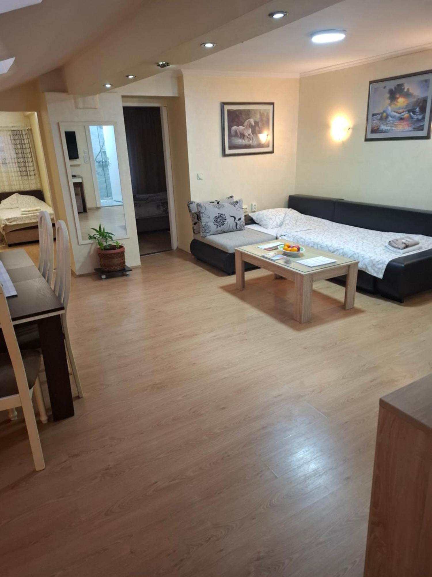 Apartment Sleep'N Drive Belgrad Zimmer foto