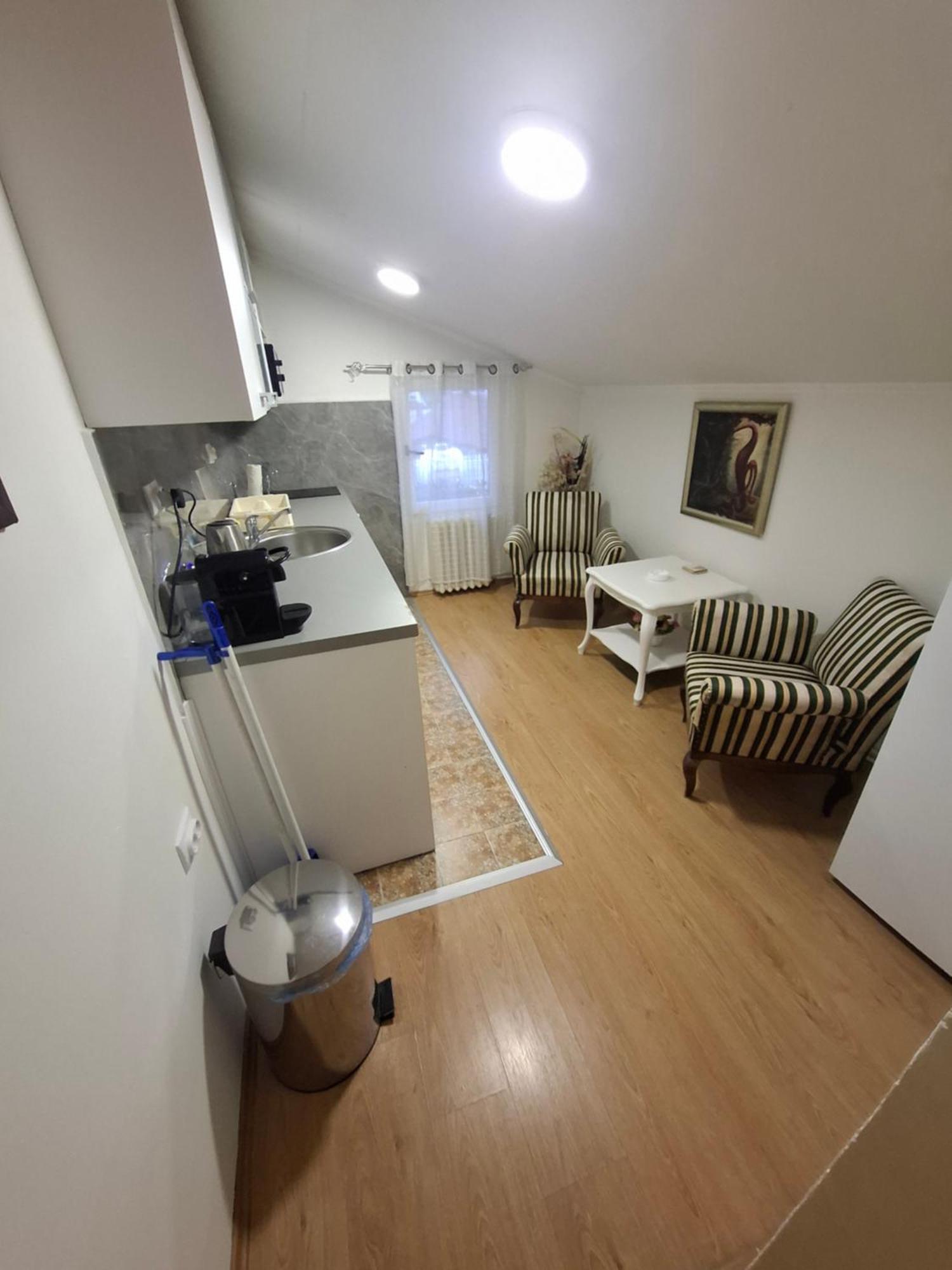 Apartment Sleep'N Drive Belgrad Zimmer foto